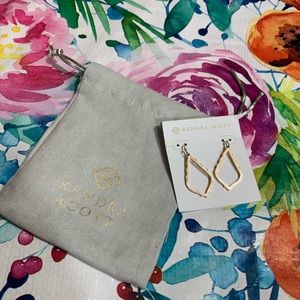 Kendra Scott earrings